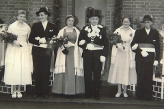 1958! König Johannes Vermöhlen mit seiner Königin Gertrud und seinem Gefolge Jacob und Frieda Klaaßen sowie Heinrich und Gertrud Elbers!