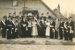1959! König Heinrich Elbers mit seiner Königin Gertrud und seinem Gefolge Theo und Maria Tebart sowie Hermann und Greta Krebber!