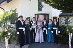 2017! König Andreas Kollöchter mit seiner Königin Anke und seinem Gefolge v. l. Lothar und Waltraud Willemsen, Peter und Martina Labudda sowie Norbert Hawix!